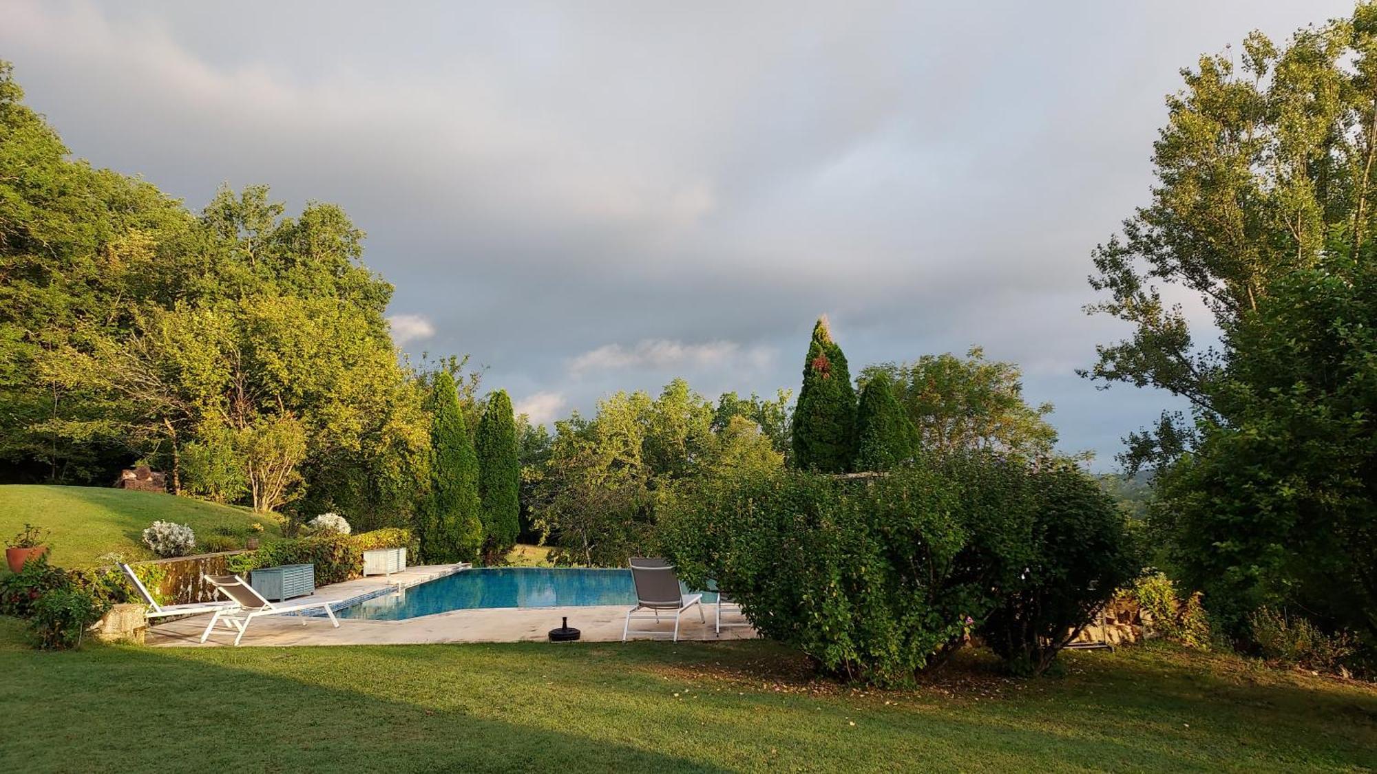 Manoir Le Moulinal47 - Vue Panoramique Hotel Courbiac Exterior photo