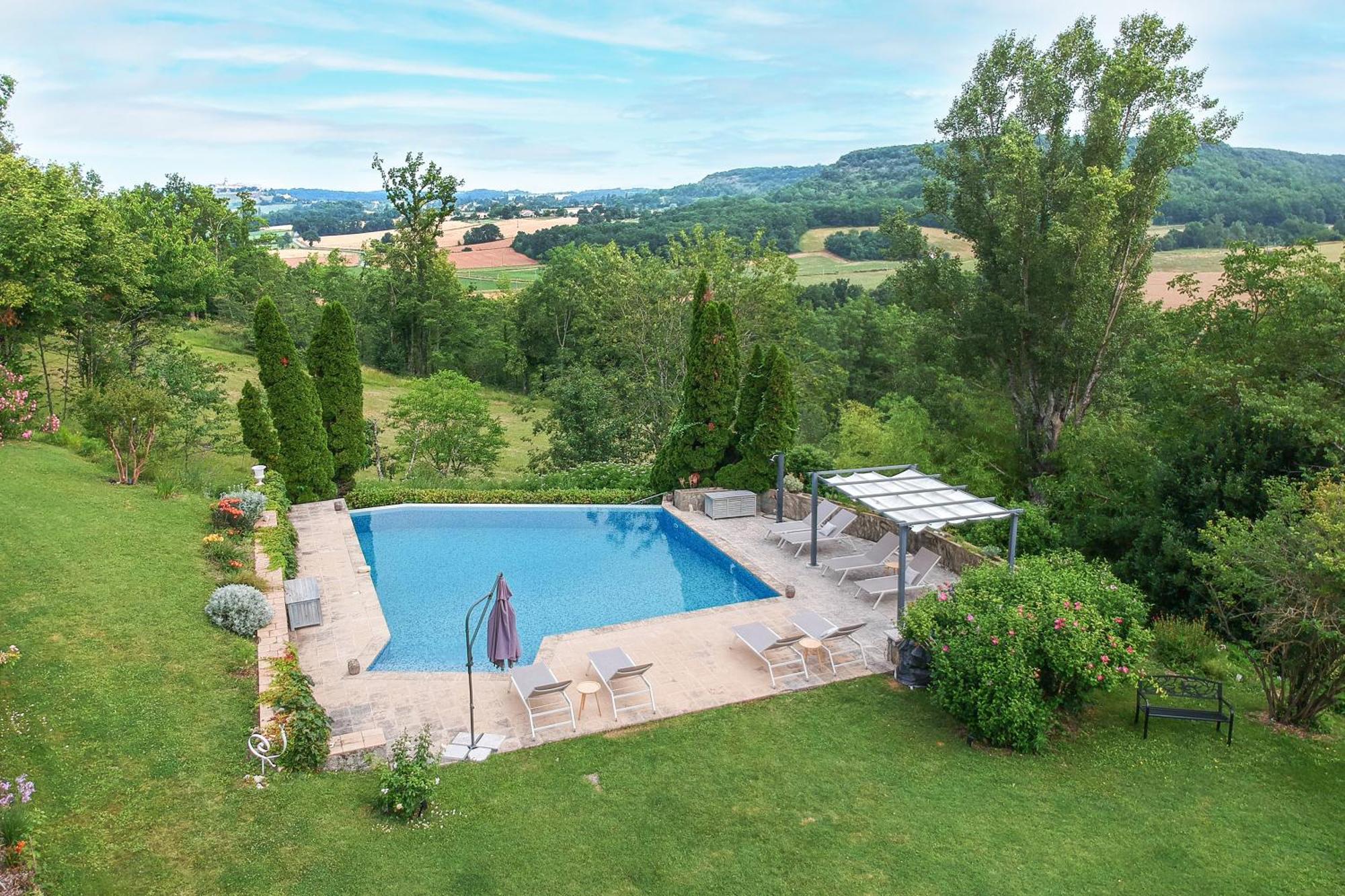 Manoir Le Moulinal47 - Vue Panoramique Hotel Courbiac Exterior photo